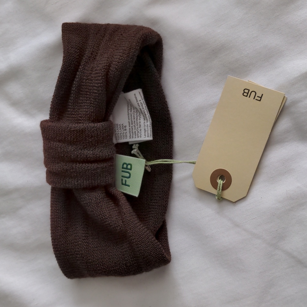BNWT Bow headband, ear warmer, winter head band, kids ear band brown